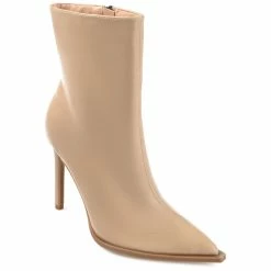 Best reviews of 🌟 Journee Collection 👩 Women's Tru Comfort Foam™ Limma Bootie ⌛