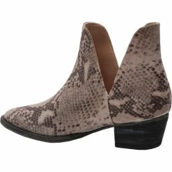 Cheap 🎁 Free People Double V Charm Animal 🥾 Boots 🛒 -women’s shoes Sale unnamed file 1617