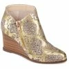 Best reviews of 🔔 Journee Collection 👩 Women's Tru Comfort Foam™ Glam Wedge Bootie ⭐