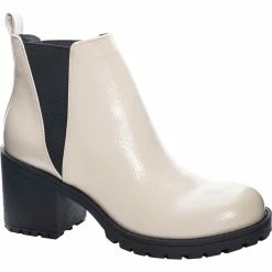 Flash Sale 🎉 Dirty Laundry Lisbon Patent Lug Booties ⌛