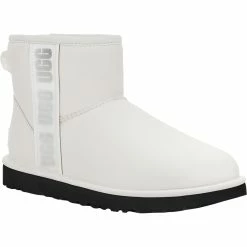 Coupon 🥰 UGG Classic Mini Side Logo 🥾 Boots ⌛
